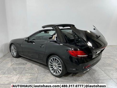 Used 2019 Mercedes-Benz SLC 300 w/ Premium Package image 39
