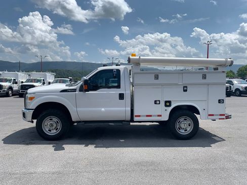 Used 2016 Ford F350 XL AWD/4WD image 5