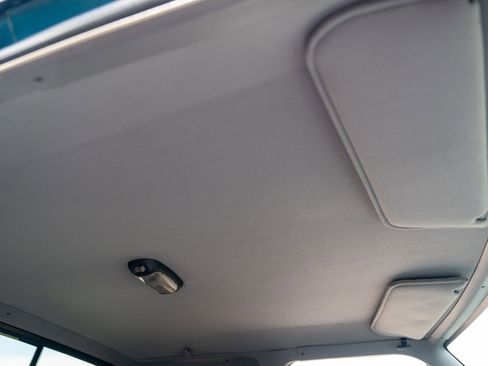 Used 1997 Ford F250 XLT image 30