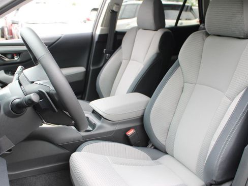 Certified 2025 Subaru Outback Premium AWD/4WD image 18