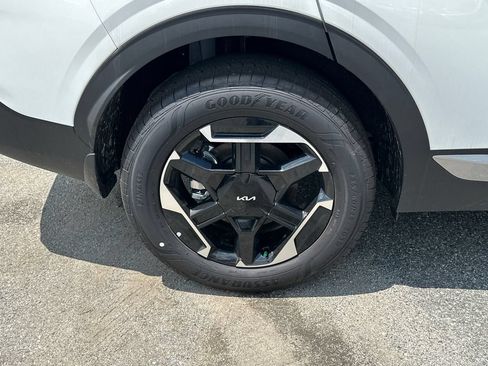 New 2026 Kia Sportage S AWD/4WD image 17