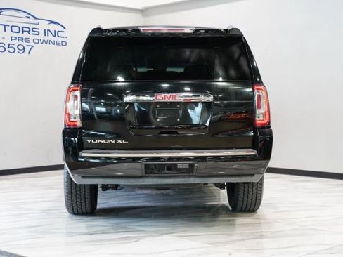 Used 2017 GMC Yukon XL Denali AWD/4WD image 11