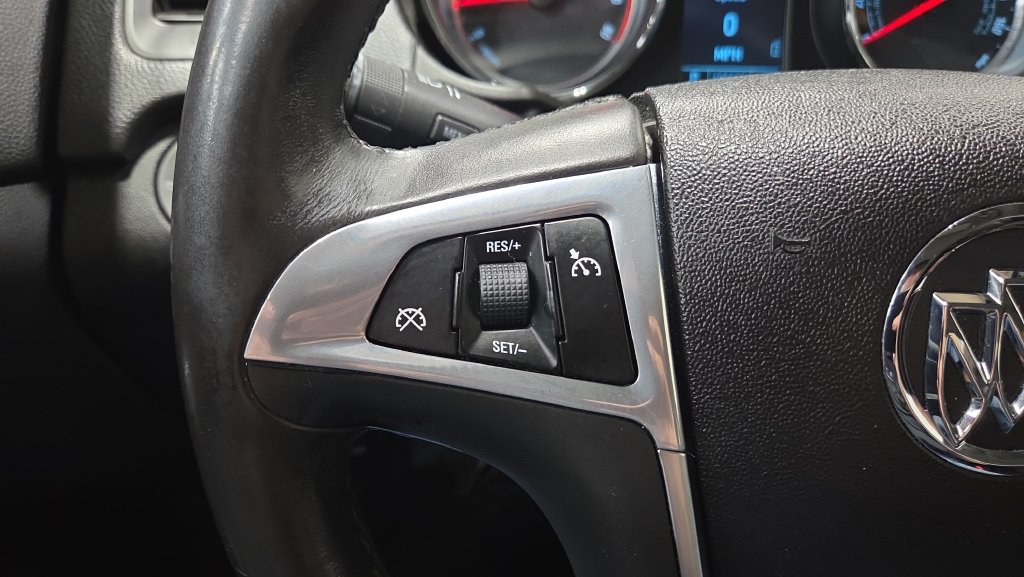 Used 2011 Buick Regal CXL w/ RL3 Preferred Equipment Group FWD image 10