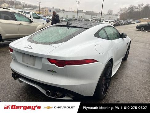 Used 2017 Jaguar F-TYPE R image 2