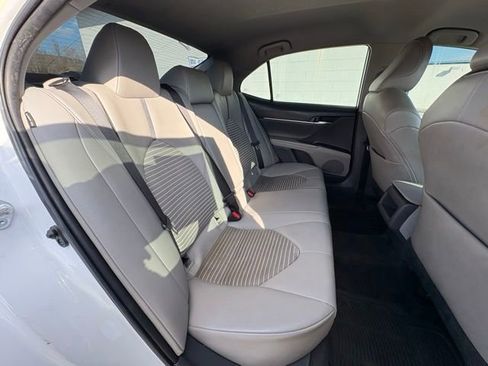Used 2021 Toyota Camry SE image 24