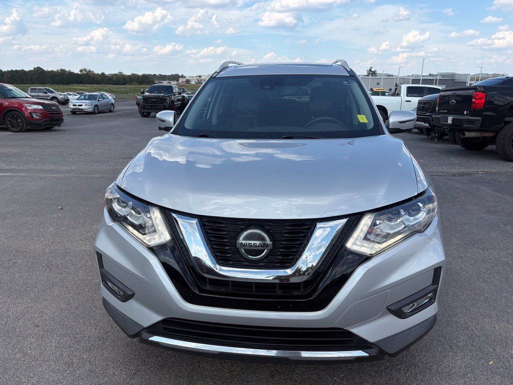 Used 2020 Nissan Rogue SL w/ Premium Package FWD image 9