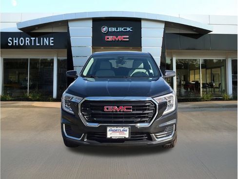 Used 2024 GMC Terrain SLE w/ Fleet Convenience Package AWD/4WD image 8