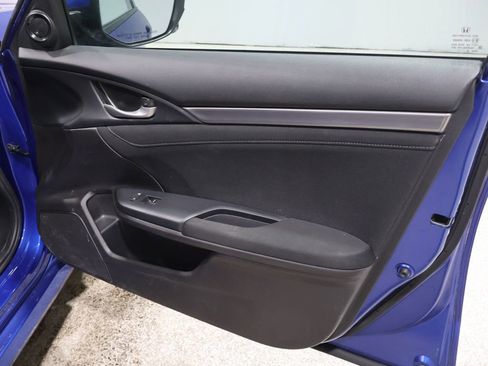 Used 2019 Honda Civic EX image 26