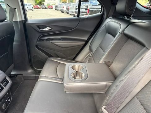 Used 2018 Chevrolet Equinox Premier AWD/4WD image 16