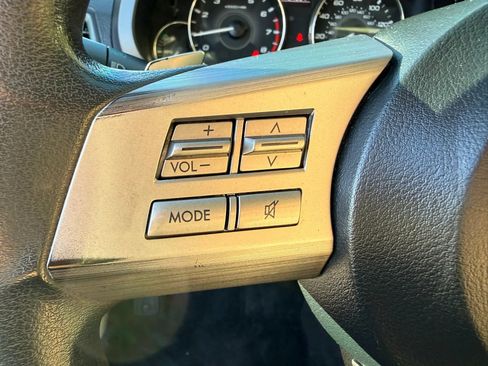 Used 2011 Subaru Outback 2.5i AWD/4WD image 27