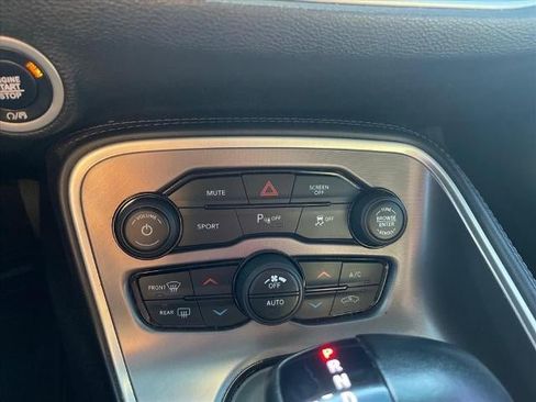 Used 2021 Dodge Challenger GT w/ Driver Convenience Group image 15