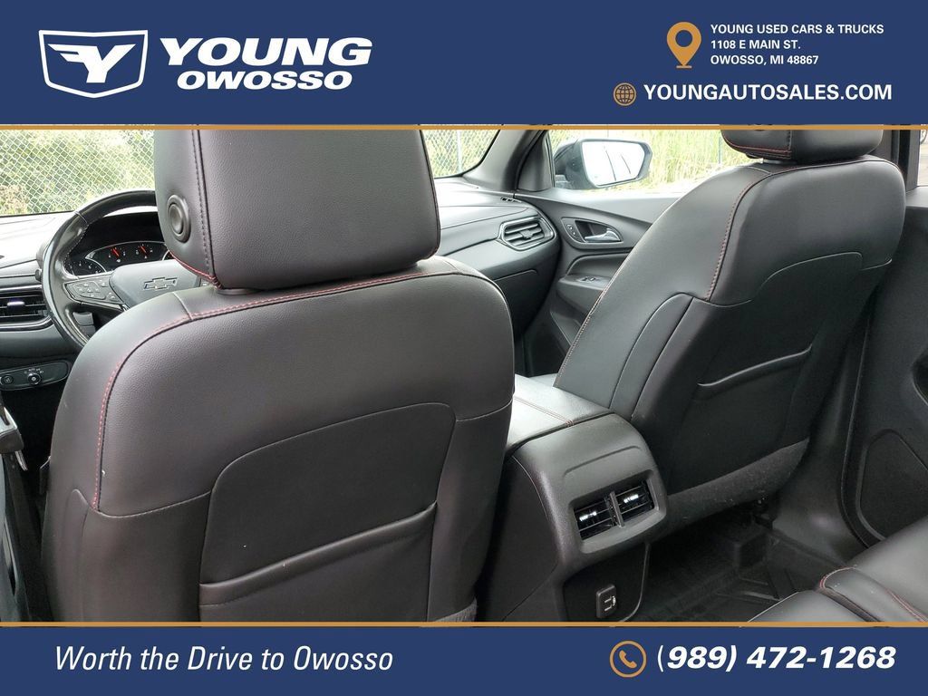Used 2022 Chevrolet Equinox RS w/ RS Leather Package FWD image 34
