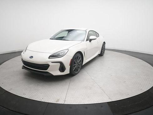 Used 2024 Subaru BRZ Limited w/ Popular Package 2 RWD image 12