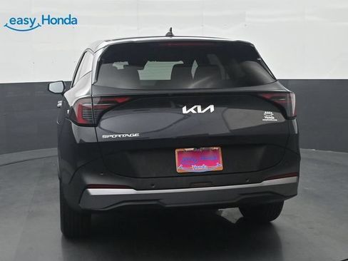 Used 2026 Kia Sportage LX FWD image 6