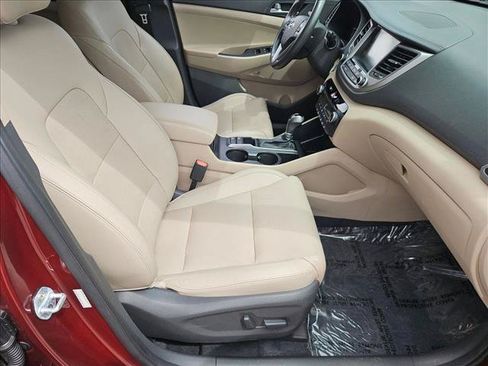 Used 2017 Hyundai Tucson SE Plus FWD image 26
