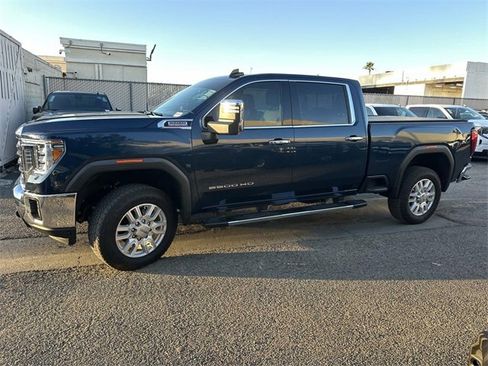 Used 2023 GMC Sierra 2500 SLT w/ SLT Convenience Package image 7
