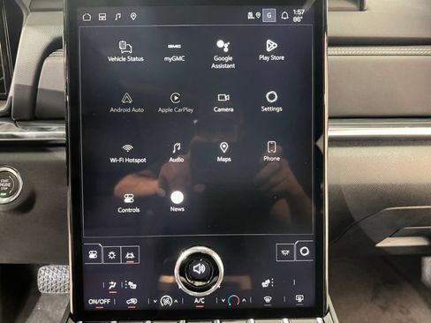 New 2026 GMC Terrain Elevation w/ Technology Package II AWD/4WD image 13