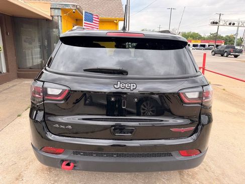 Used 2022 Jeep Compass Trailhawk w/ Trailhawk Elite Group AWD/4WD image 4