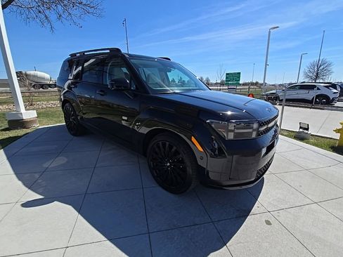 Certified 2025 Hyundai Santa Fe Calligraphy image 2