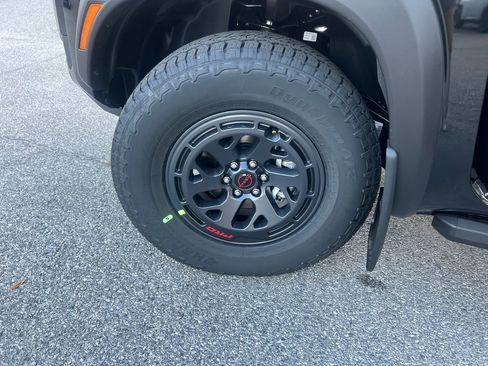 New 2026 Nissan Frontier PRO-4X w/ Pro-4x Convenience Package image 26