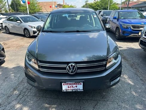 Used 2014 Volkswagen Tiguan S FWD image 2