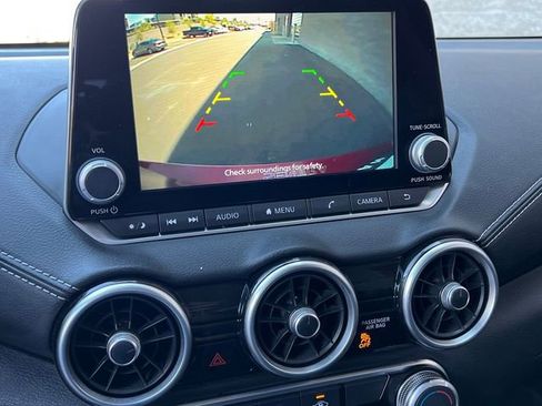 Certified 2022 Nissan Sentra SV image 18