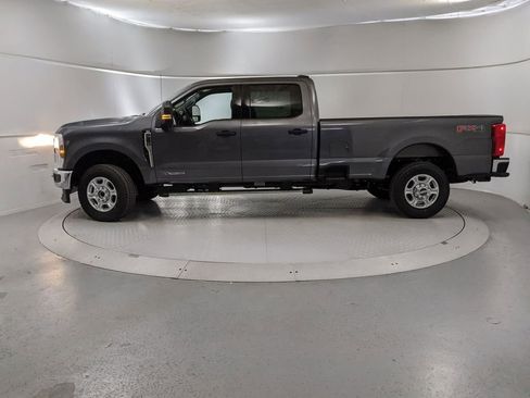 New 2026 Ford F350 XLT image 5