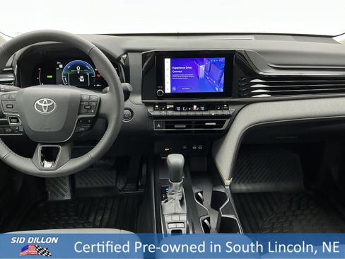 Used 2025 Toyota Camry LE image 20