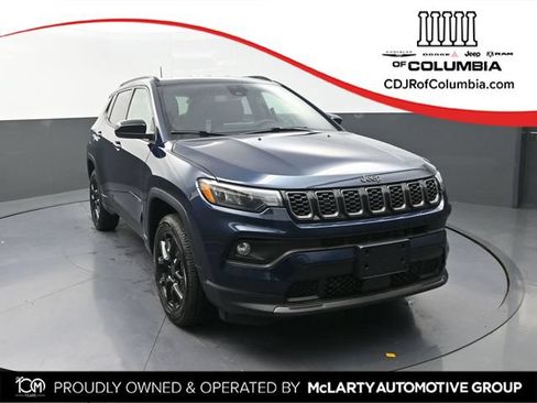 New 2026 Jeep Compass Latitude AWD/4WD image 1