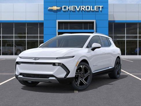 New 2025 Chevrolet Equinox EV LT w/ Convenience Package II FWD image 30