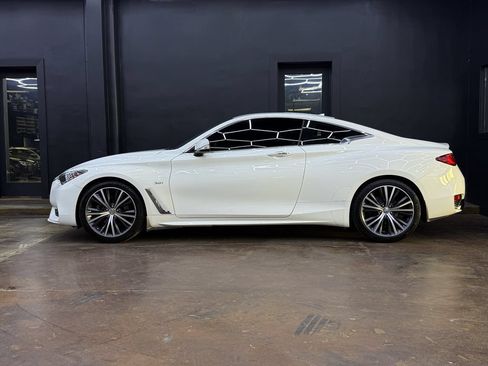 Used 2018 INFINITI Q60 3.0t Luxe AWD/4WD image 5