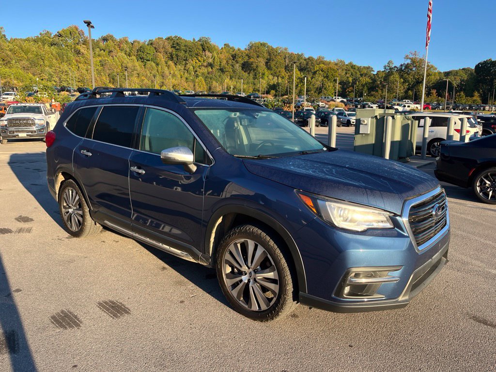 Used 2022 Subaru Ascent Touring AWD/4WD image 2