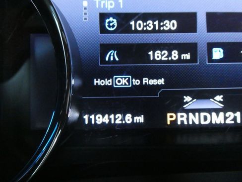 Used 2017 Ford F150 Platinum w/ Equipment Group 701A Luxury image 30