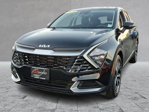 Used 2023 Kia Sportage EX image 4