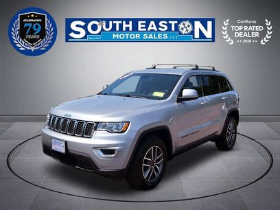 Used 2020 Jeep Grand Cherokee Laredo w/ 18" Wheel & 8.4" Radio Group