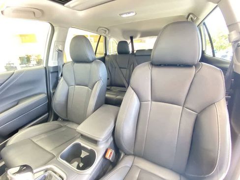 Used 2024 Subaru Outback Limited AWD/4WD image 14