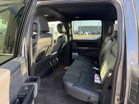 Used 2021 Ford F150 Platinum w/ Equipment Group 701A High image 8