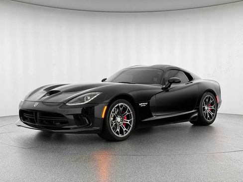 Used 2016 Dodge Viper GTS image 1