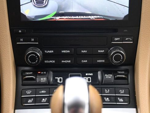 Used 2017 Porsche 911 Carrera RWD image 31