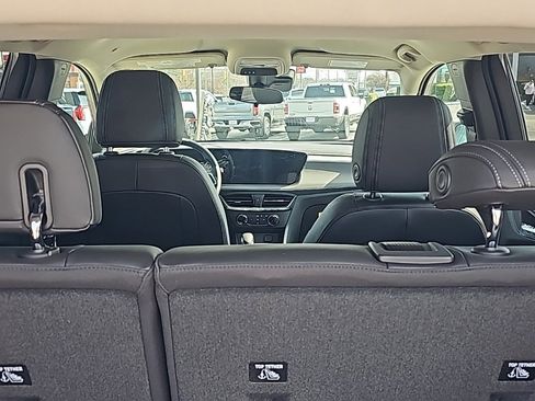 New 2025 Buick Encore GX Preferred image 7
