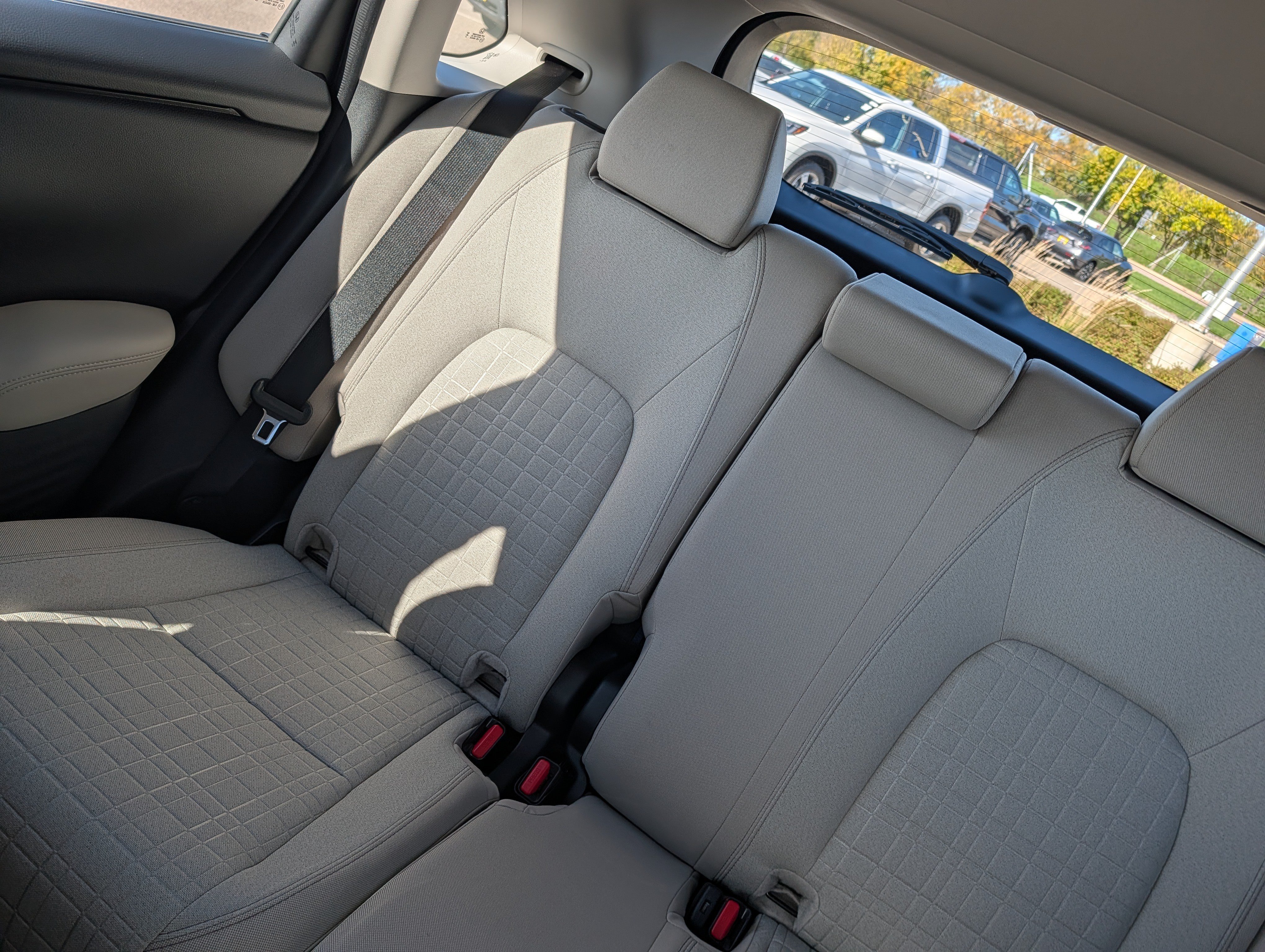Used 2025 Honda HR-V LX image 12
