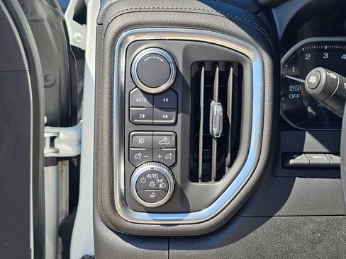 Used 2019 GMC Sierra 1500 Denali w/ Denali Ultimate Package AWD/4WD image 25