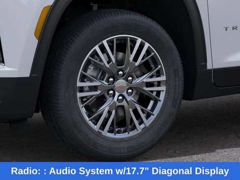 New 2026 Chevrolet Traverse LT w/ Driver Confidence Package AWD/4WD image 10