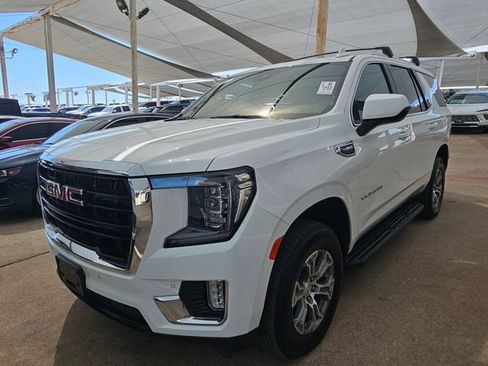 Used 2024 GMC Yukon SLE image 1