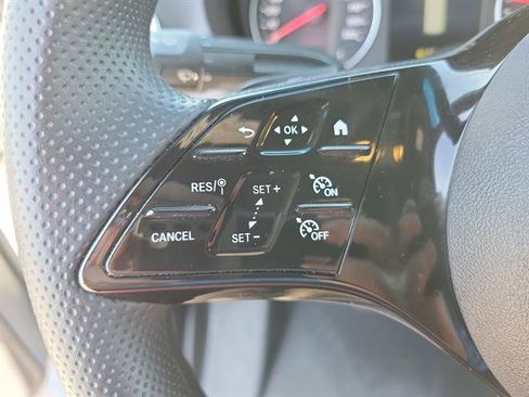 Used 2025 Mercedes-Benz Sprinter 2500 image 13