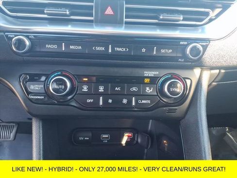 Used 2020 Kia Niro LXS image 20