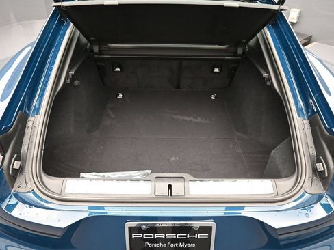 Certified 2025 Porsche Panamera image 23