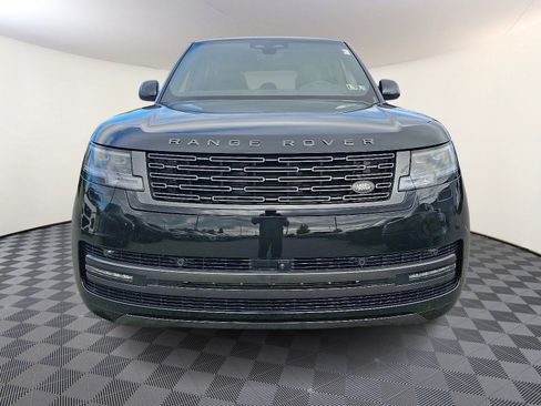 New 2025 Land Rover Range Rover SE image 8