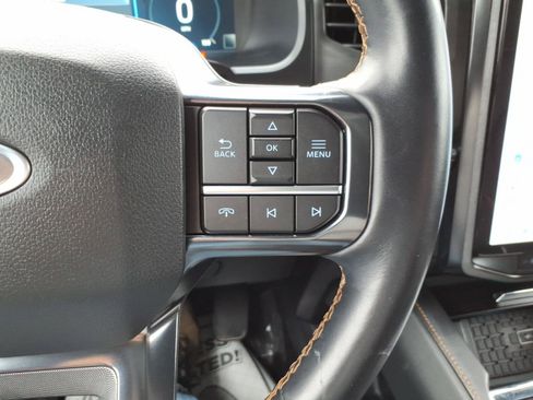 Used 2022 Ford Expedition Platinum AWD/4WD image 26