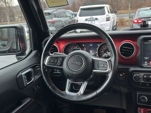 Used 2021 Jeep Wrangler Unlimited Rubicon w/ Xtreme Recon 35" Tire Package image 21